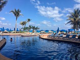 Ritz Carlton Cancun Pool